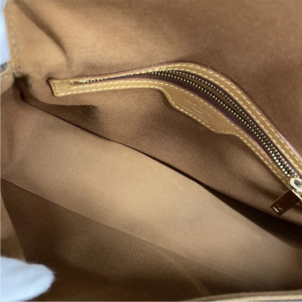 Authentic Louis Vuitton Mini Looping Monogram Canvas Vintage Shoulder Bag - Picture 5 of 14